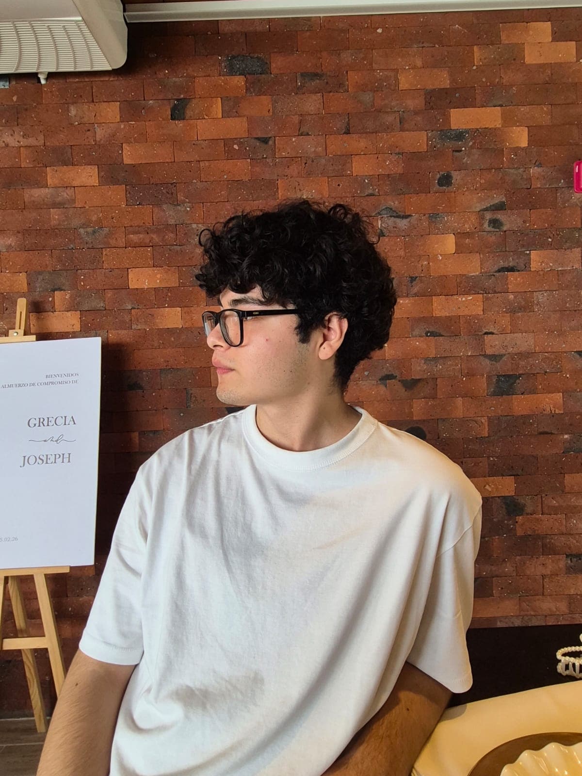 Retrato de Jamil, parte del equipo de Ascent Studio.
